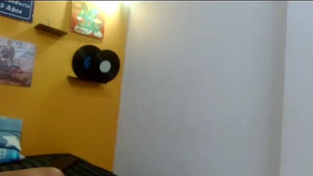 skinnyverus18 online show from January 2026 08:02:02 PM