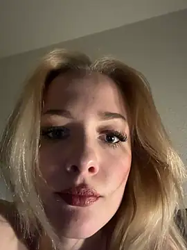 DaryaDoll online show from March 2026 11:27:02 PM