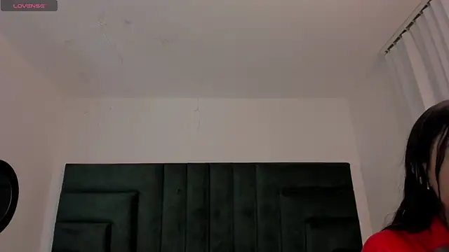 SaraWagner  online show from January 2026 01:11:01 AM