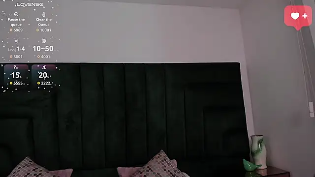 SaraWagner  online show from May 2026 12:05:01 AM