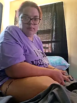 Snapshot of GoddessDess chatting on September 2025 01:37:01 PM GoddessDess online show from September 2025 01:37:01 PM