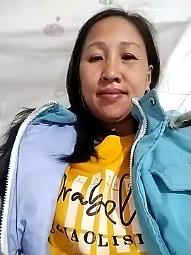 cute love00 online show from February 2026 10:48:01 PM