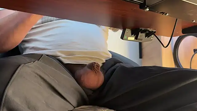 Snapshot of hornysmallcockgermany chatting on March 2026 01:28:01 PM hornysmallcockgermany online show from March 2026 01:28:01 PM