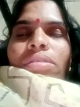 Snapshot of Soniya_pandit chatting on February 2026 02:23:01 PM Soniya pandit online show from February 2026 02:23:01 PM