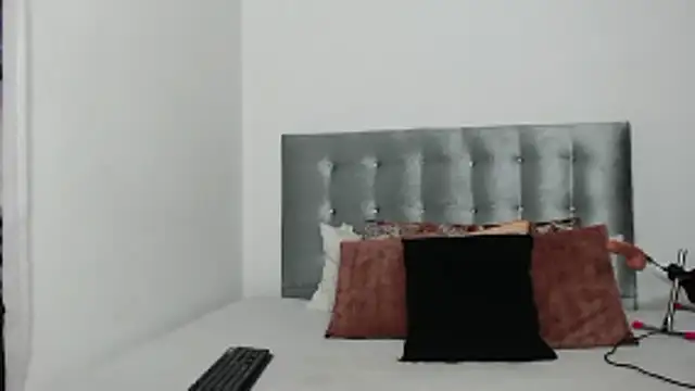 DaiishaWolf online show from October 2025 09:01:01 PM