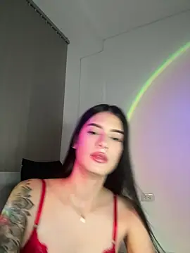 Snapshot of giasteele chatting on November 2025 01:17:02 AM giasteele online show from November 2025 01:17:02 AM