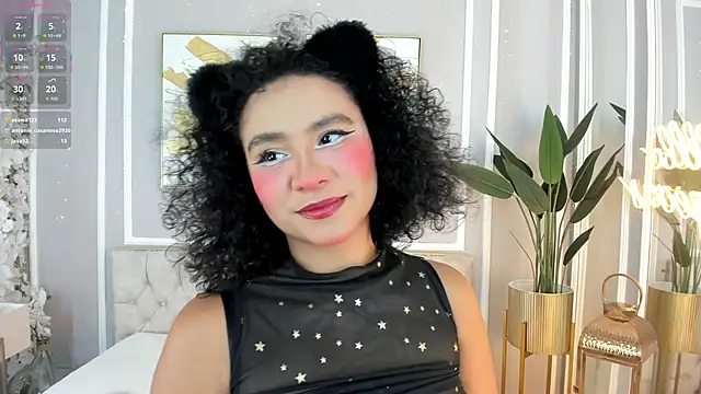 ellette   online show from November 2025 07:30:01 PM