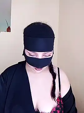 Snapshot of Diva_watine chatting on November 2025 12:51:02 PM Diva watine online show from November 2025 12:51:02 PM