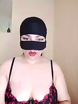 Snapshot of Diva_watine chatting on November 2025 12:37:02 PM Diva watine online show from November 2025 12:37:02 PM