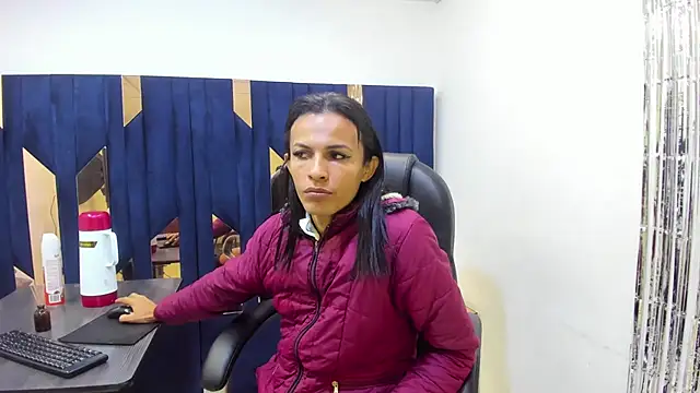 Aisha hotts777 online show from May 2026 03:12:01 AM