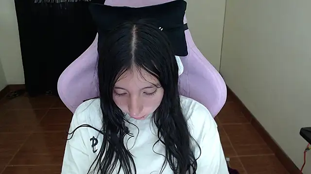 ScarlettShirahoshi online show from September 2025 07:57:02 PM