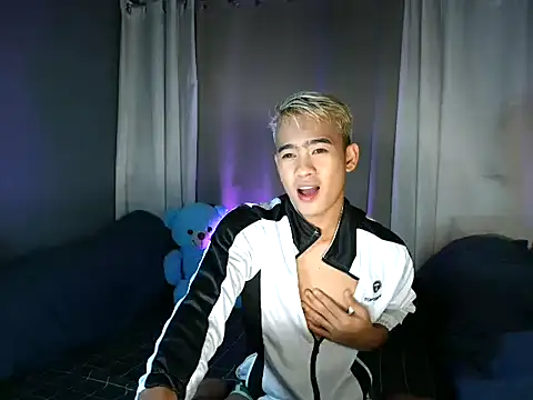 Snapshot of xx_topless chatting on November 2025 07:35:02 PM xx topless online show from November 2025 07:35:02 PM