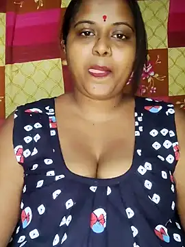 Snapshot of Hot-Show2 chatting on October 2025 03:58:01 PM Hot-Show2 online show from October 2025 03:58:01 PM