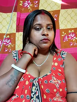 Snapshot of Hot-Show2 chatting on February 2026 10:32:02 AM Hot-Show2 online show from February 2026 10:32:02 AM