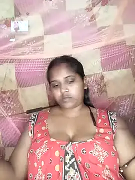 Snapshot of Hot-Show2 chatting on March 2026 05:04:01 PM Hot-Show2 online show from March 2026 05:04:01 PM