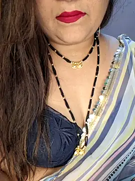 indian-hotmilfs online show from October 2025 06:06:02 PM