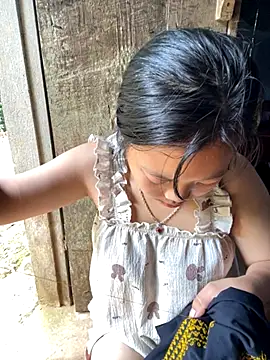 Snapshot of Lyrasss chatting on October 2025 02:53:02 AM Lyrasss online show from October 2025 02:53:02 AM