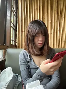 littleqiu online show from April 2026 10:58:02 AM