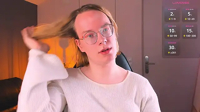 Amanda Butlerr online show from October 2025 11:19:02 AM