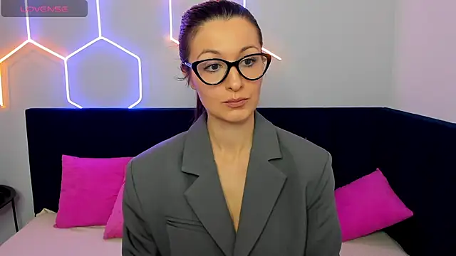 Joan Nelson online show from December 2025 01:34:01 AM