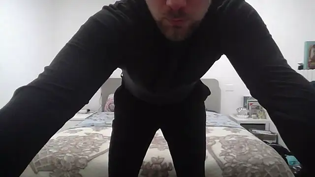 Snapshot of mrlyuis chatting on February 2026 07:19:02 PM mrlyuis online show from February 2026 07:19:02 PM