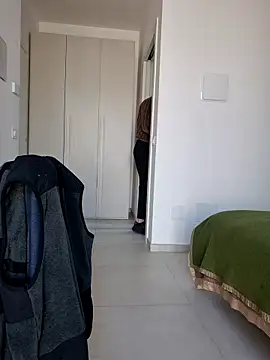 Snapshot of mrlyuis chatting on February 2026 11:07:02 AM mrlyuis online show from February 2026 11:07:02 AM