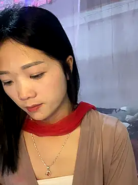 thaoyeuuu online show from September 2025 01:15:01 PM