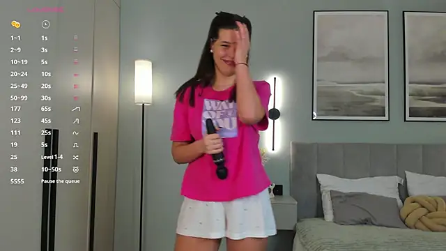 LubaStadt online show from November 2025 07:07:02 PM