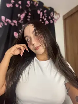 Scarlett05 online show from May 2026 01:56:01 AM