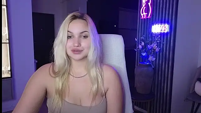 Snapshot of adrelaxina chatting on November 2025 04:29:02 AM adrelaxina online show from November 2025 04:29:02 AM