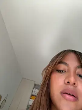 MegannHills online show from September 2025 03:11:02 PM