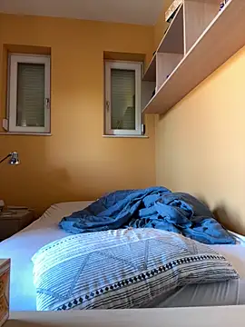 Snapshot of Raveman chatting on October 2025 10:46:02 AM Raveman online show from October 2025 10:46:02 AM