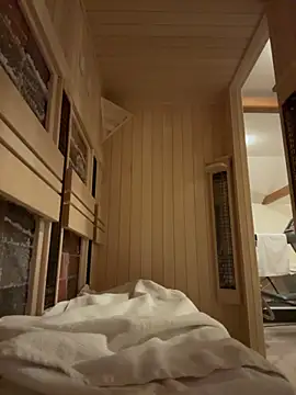 Snapshot of Raveman chatting on November 2025 05:56:01 PM Raveman online show from November 2025 05:56:01 PM