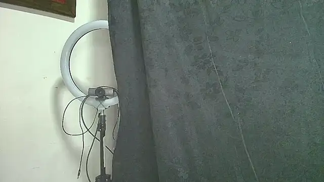 Snapshot of Arlet_pink chatting on September 2025 01:22:02 PM Arlet pink online show from September 2025 01:22:02 PM