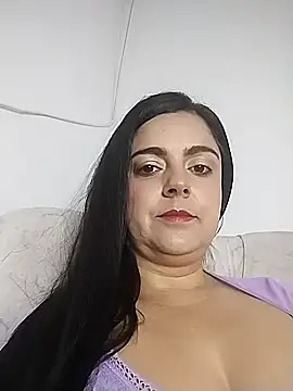 Nahomi 04 online show from November 2025 11:07:02 PM