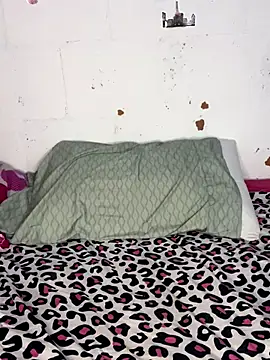 Snapshot of mily_09 chatting on October 2025 03:24:02 PM mily 09 online show from October 2025 03:24:02 PM