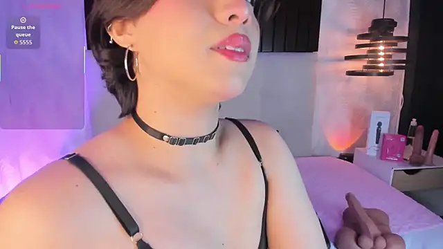 Creamy Angelo online show from February 2026 12:59:02 PM