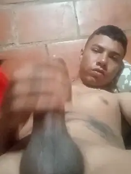 Snapshot of eldelmienbrogrueso chatting on October 2025 08:43:02 PM eldelmienbrogrueso online show from October 2025 08:43:02 PM