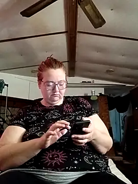 Snapshot of XEmoxkittyx chatting on February 2026 06:06:02 PM XEmoxkittyx online show from February 2026 06:06:02 PM