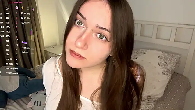 Snapshot of RachaelJuntunen chatting on October 2025 09:28:01 AM RachaelJuntunen online show from October 2025 09:28:01 AM