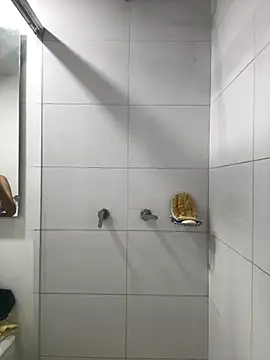 Victoria alson online show from October 2025 03:21:02 PM