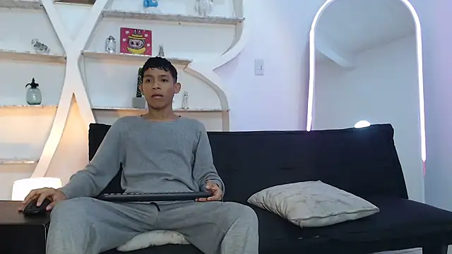 BEAUTY BOYS1 online show from October 2025 07:08:01 AM