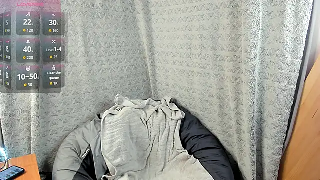 MiaLores online show from September 2025 08:07:01 AM