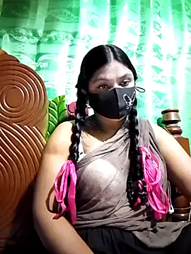 Mistompa24 online show from October 2025 03:45:01 PM