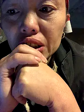 Snapshot of rosa-1200 chatting on November 2025 05:41:02 AM rosa-1200 online show from November 2025 05:41:02 AM