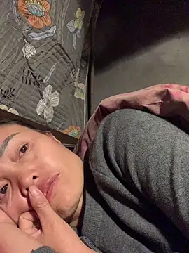 Snapshot of rosa-1200 chatting on November 2025 08:43:01 PM rosa-1200 online show from November 2025 08:43:01 PM