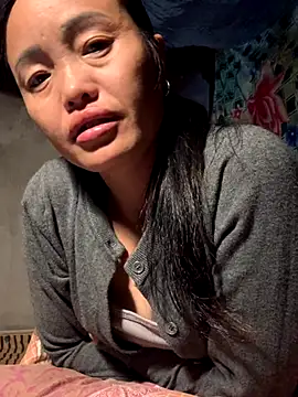 Snapshot of rosa-1200 chatting on November 2025 01:37:01 AM rosa-1200 online show from November 2025 01:37:01 AM