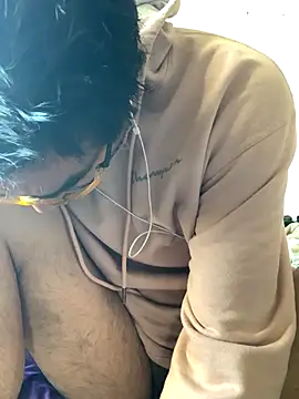 Snapshot of DanBfl chatting on October 2025 06:54:02 PM DanBfl online show from October 2025 06:54:02 PM