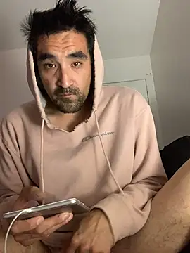 Snapshot of DanBfl chatting on November 2025 01:49:02 AM DanBfl online show from November 2025 01:49:02 AM