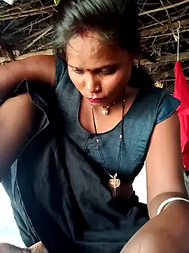 Snapshot of cute_diya_12 chatting on September 2025 02:33:01 AM cute diya 12 online show from September 2025 02:33:01 AM